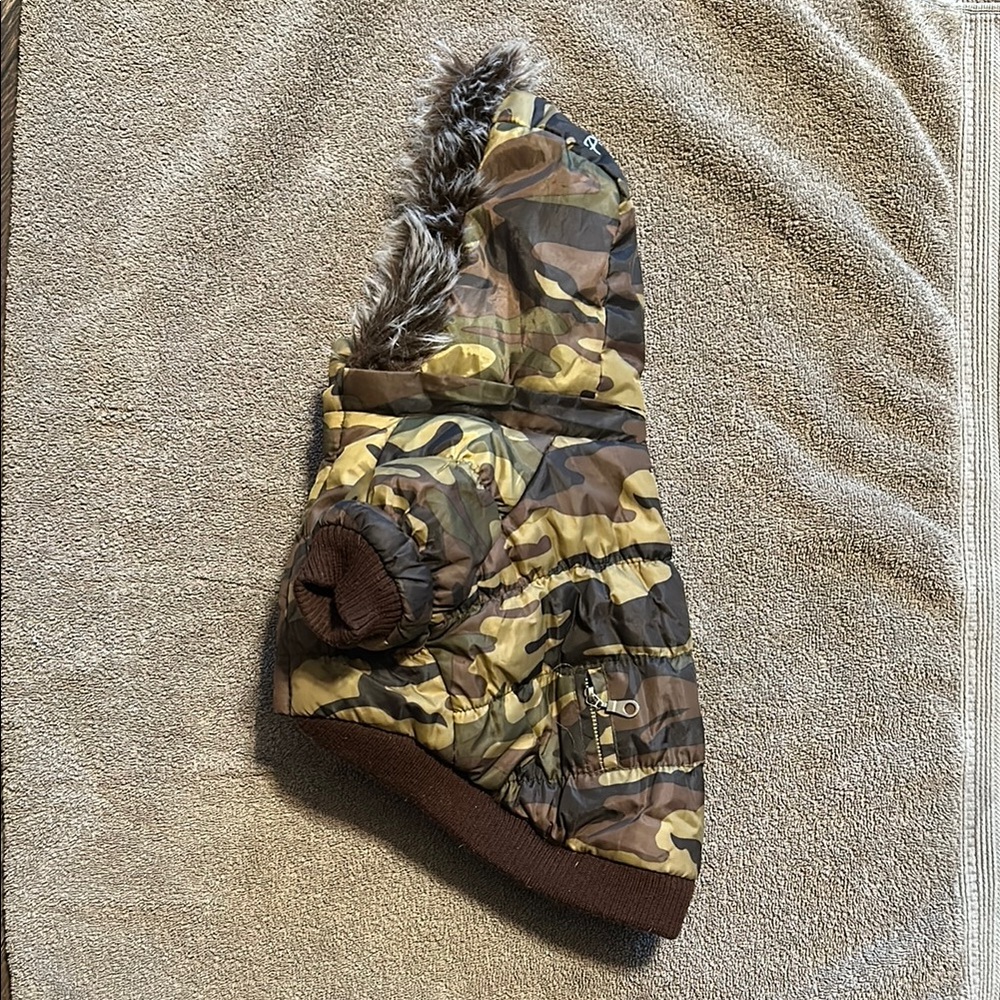 **3/$15** Pet Life hooded camouflage dog coat size small - Picture 1 of 11